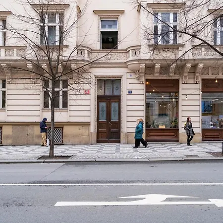 Blueground Vinohrady Balcony Nr Riegrovy Sady Prg-89 Lejlighed *