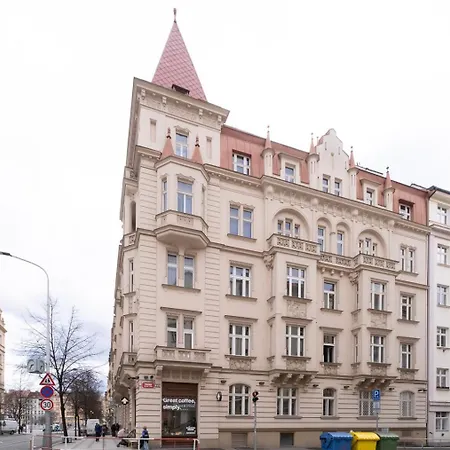 Blueground Vinohrady Balcony Nr Riegrovy Sady Prg-89