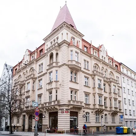 Blueground Vinohrady Balcony Nr Riegrovy Sady Prg-89 Lejlighed Prag